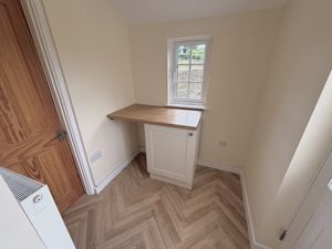 Utility room- click for photo gallery